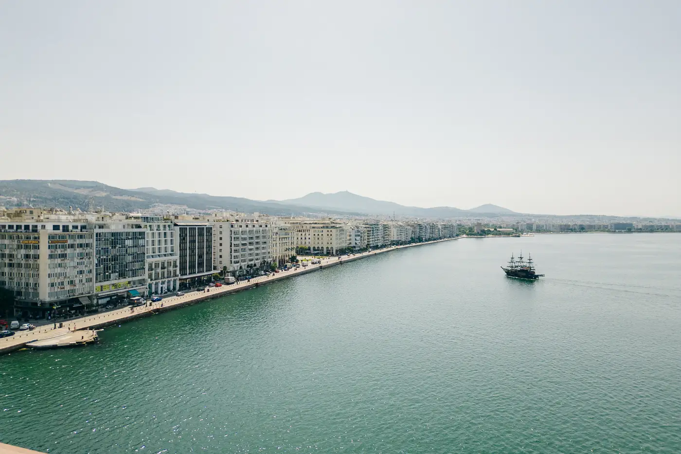 Ο απόλυτος οδηγός αγοράς ακινήτου στη Θεσσαλονίκη το 2025